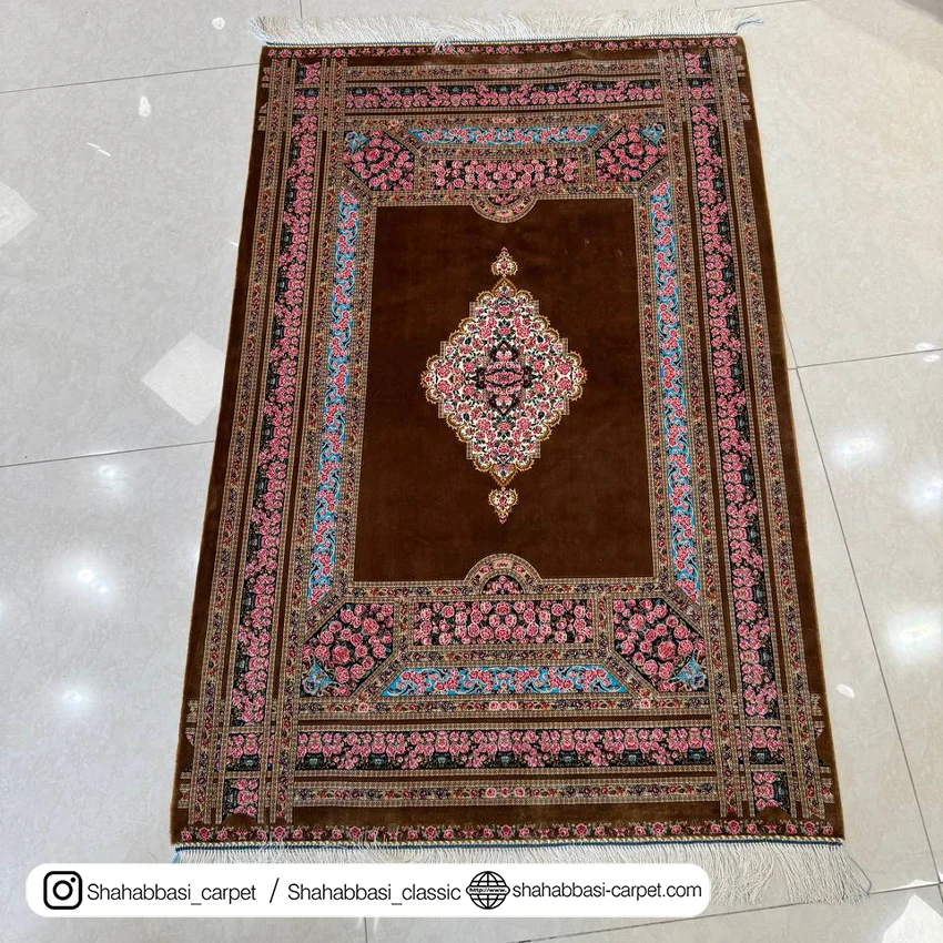 خرید فرش ابریشم قهوه ای