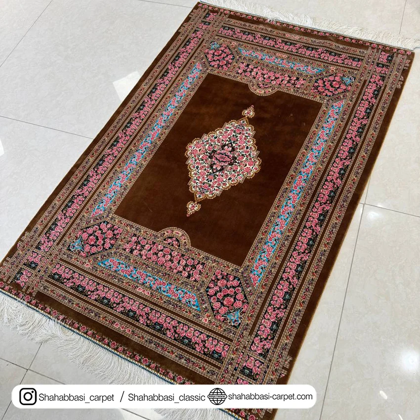 خرید فرش ابریشم ماشینی قهوه ای