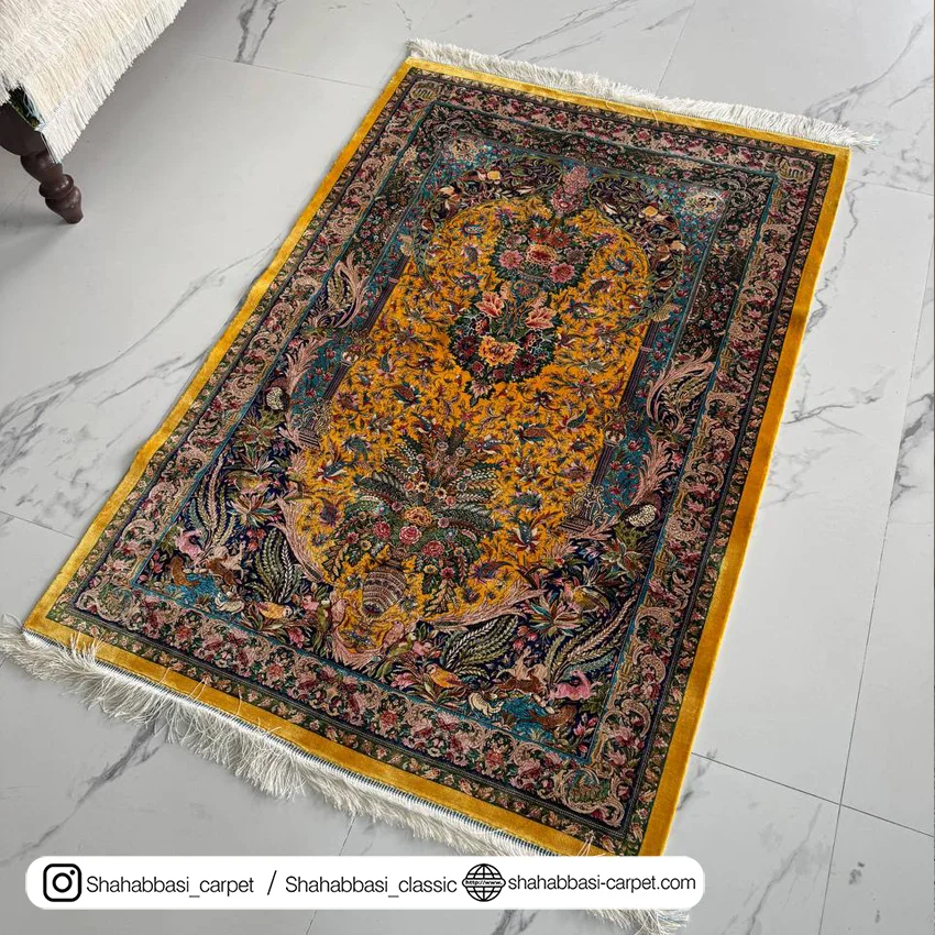 خرید فرش طلایی ابیرشمی