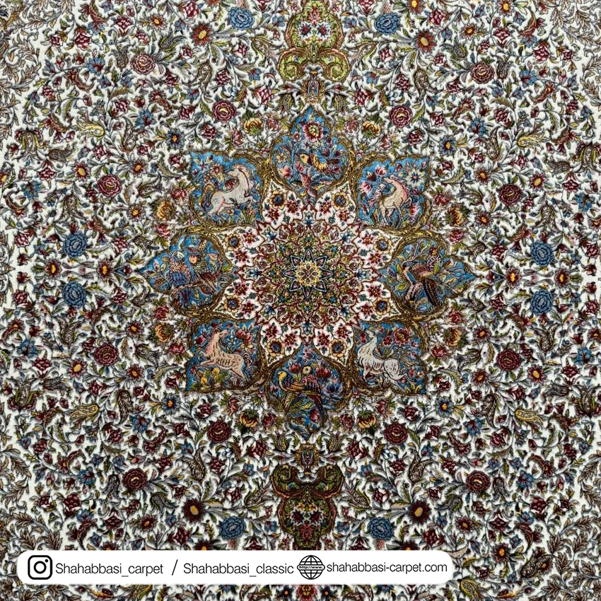 خرید فرش کرم ابریشمی