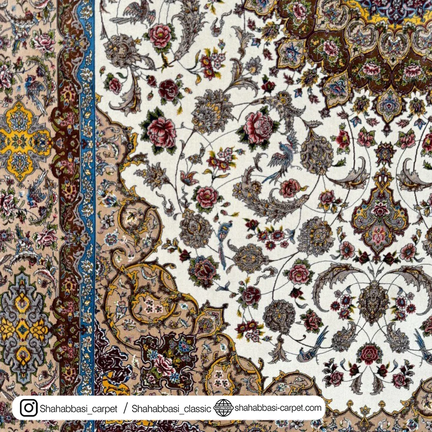 خرید فرش کرم ابریشمی