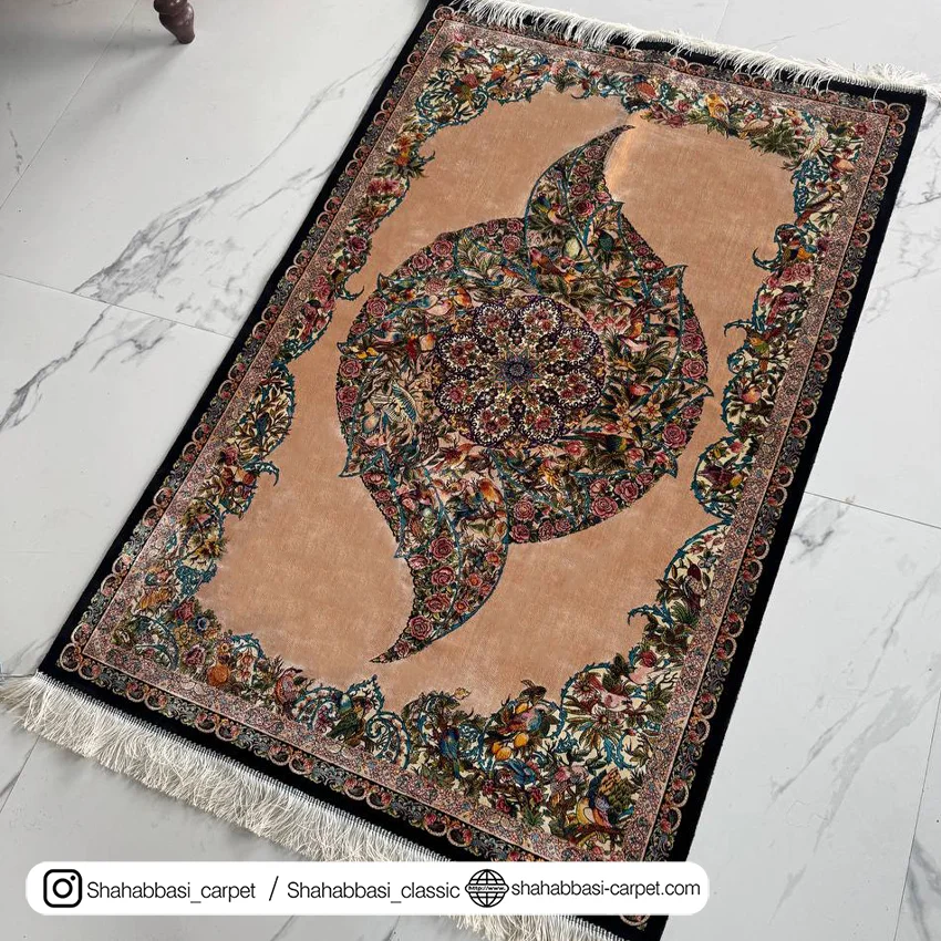 فرش ابریشم بژ