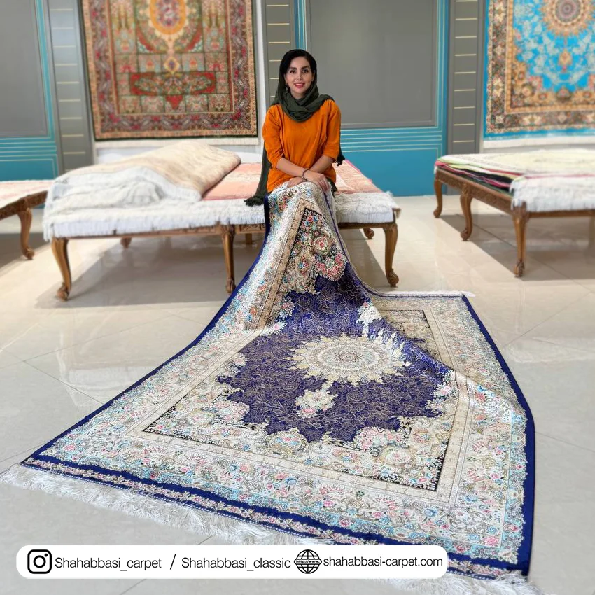 فرش تمام ابریشم کد ۲۵۲ آبی کاربنی