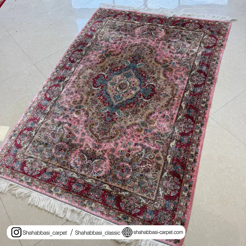 فرش ماشینی صورتی ابریشمی
