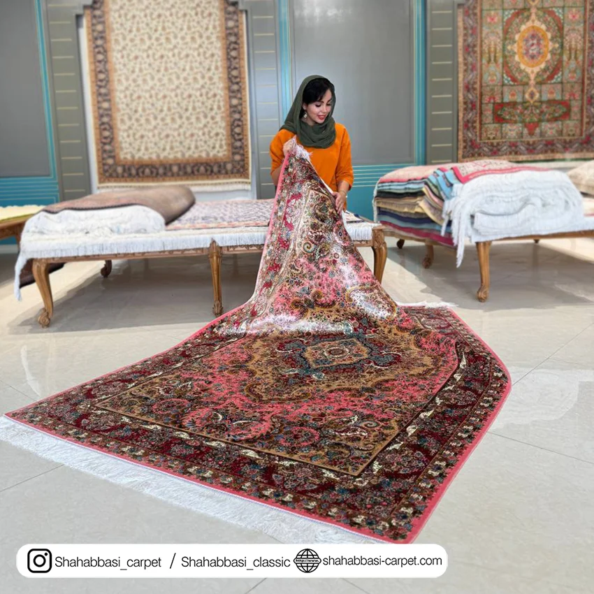 فرش تمام ابریشم کد ۲۴۹ صورتی