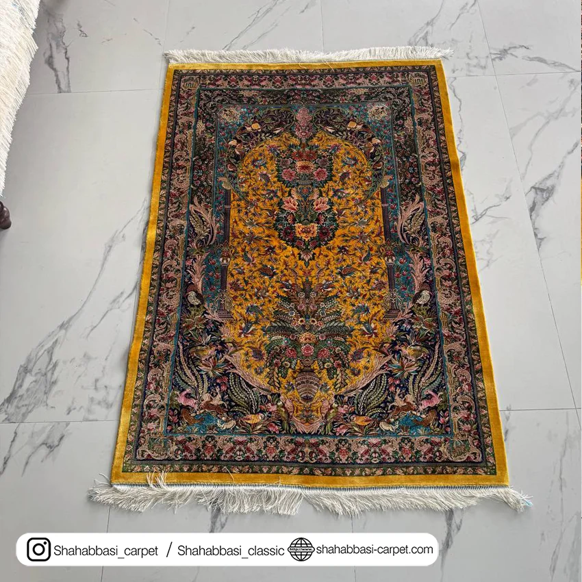 فرش ماشینی طلایی