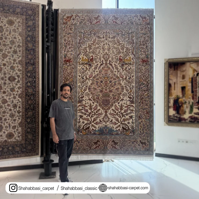 فرش ابریشم کد ۱۹۸ کرم